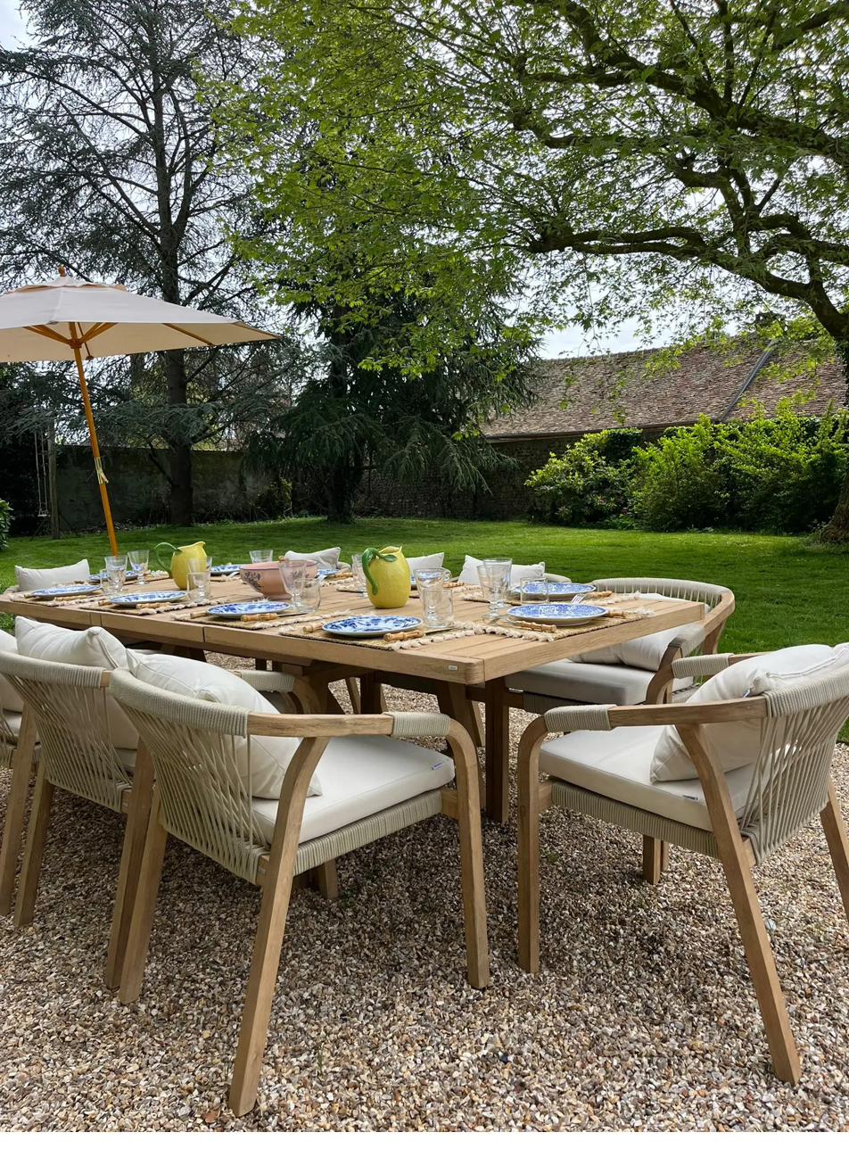 Retour de Versailles : dîner dans le jardin clos du Prieuré